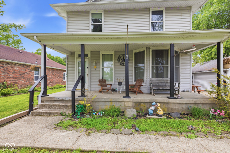 Listing Image 4