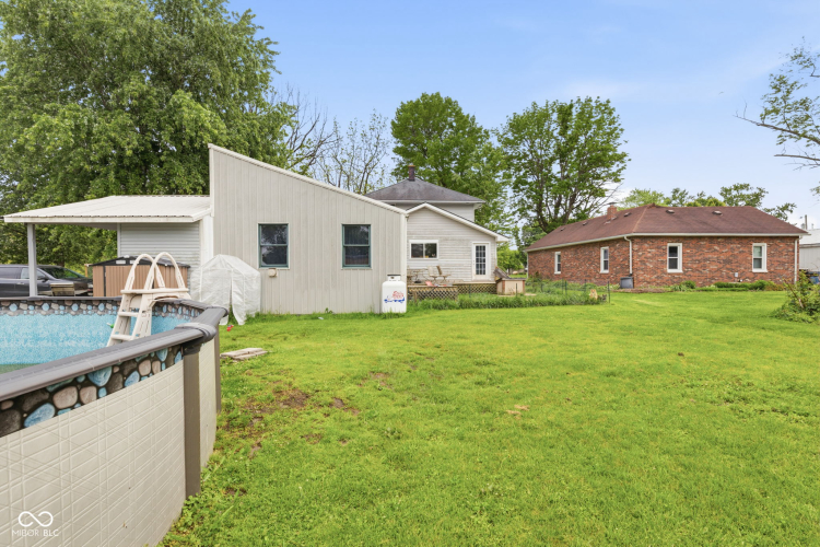 Listing Image 50