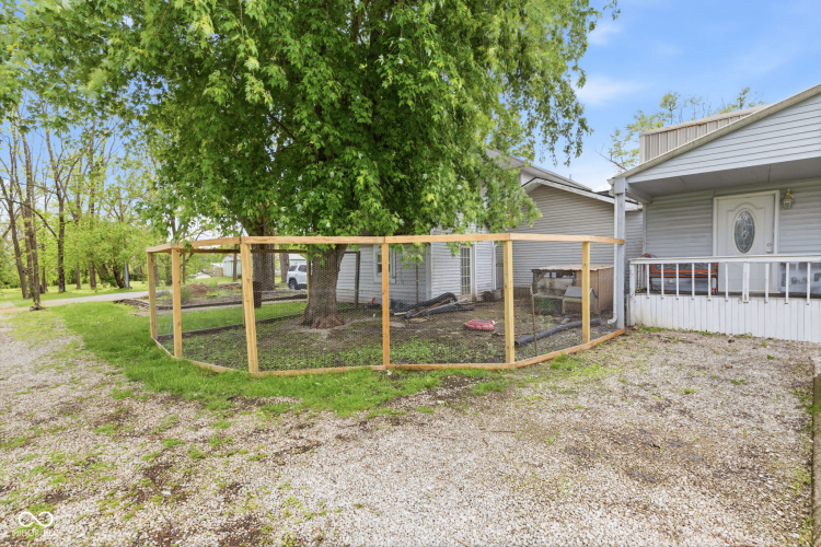 Listing Image 53