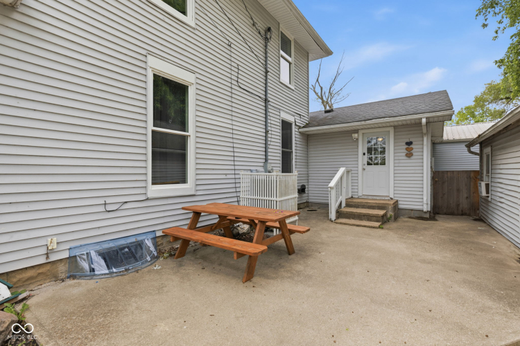 Listing Image 55