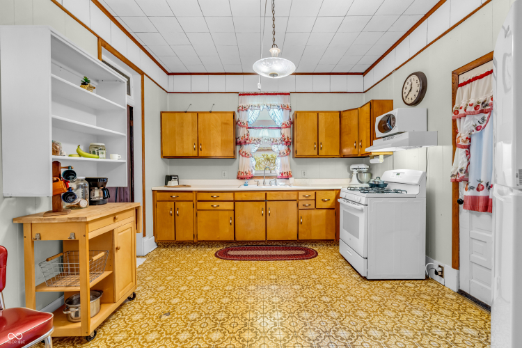 Listing Image 14