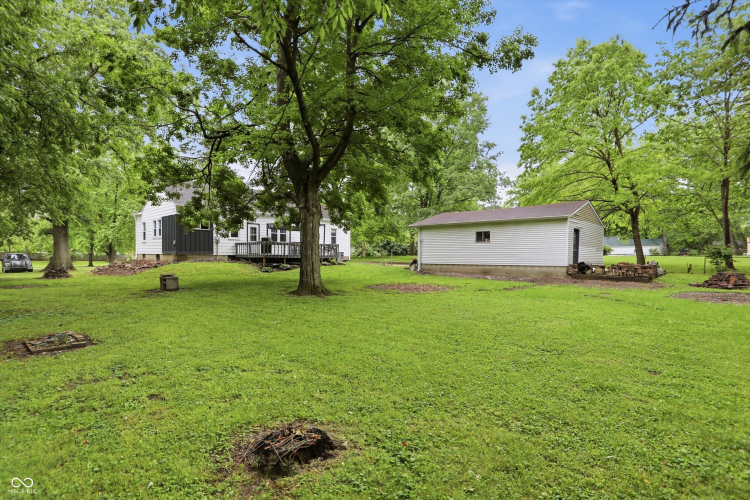 Listing Image 44