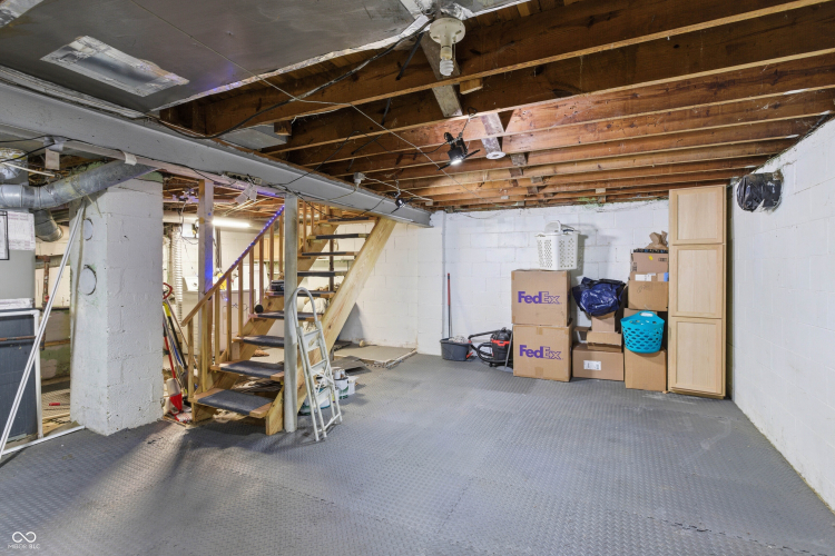 Listing Image 18