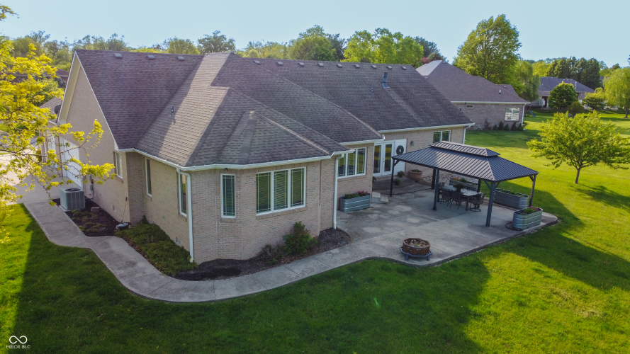 Listing Image 48