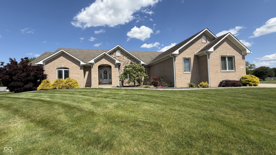 Listing Image 54