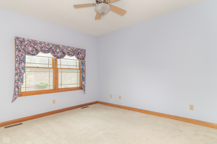 Listing Image 39
