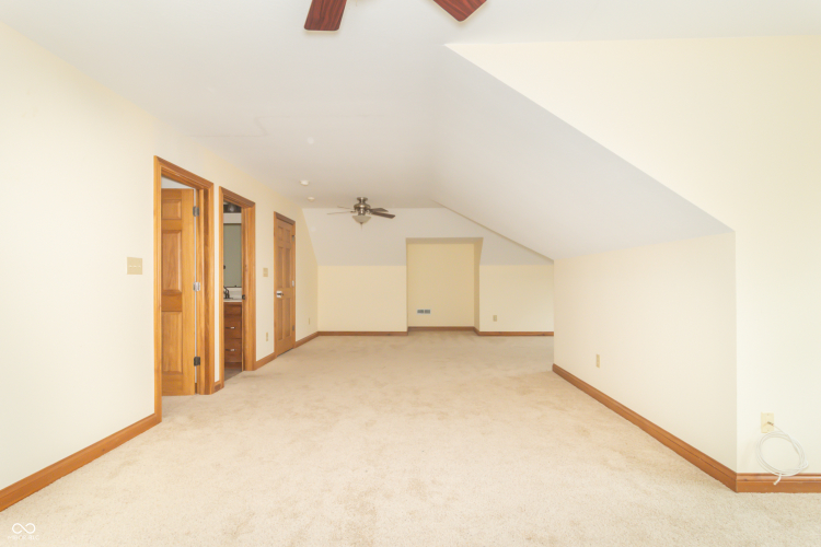 Listing Image 50