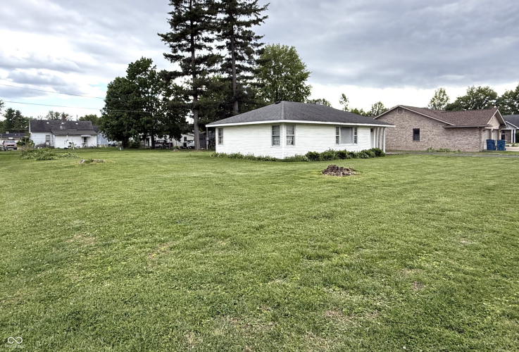Listing Image 19