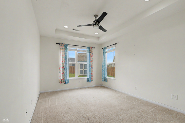 Listing Image 26