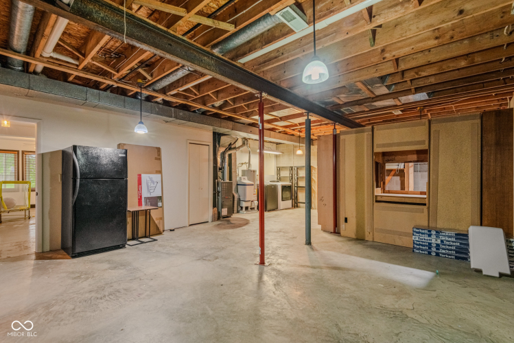 Listing Image 36