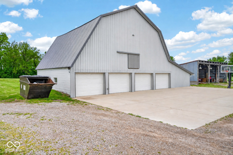 Listing Image 62