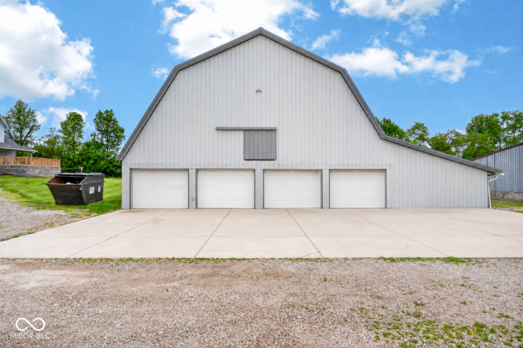 Listing Image 64
