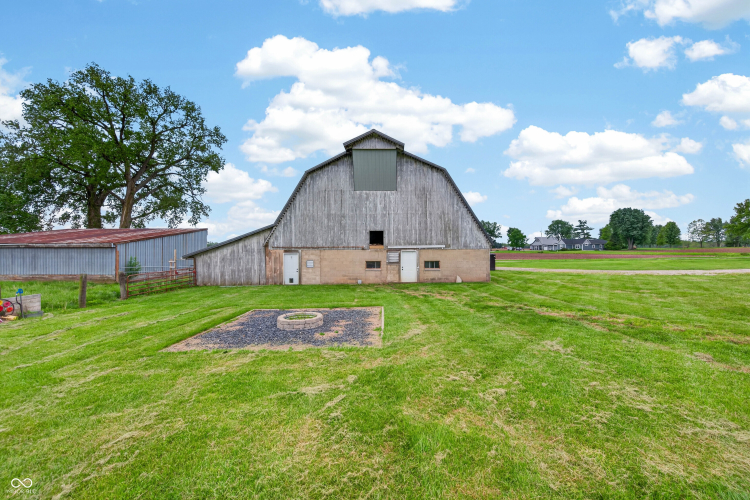 Listing Image 71