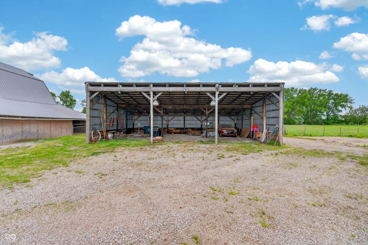 Listing Image 80
