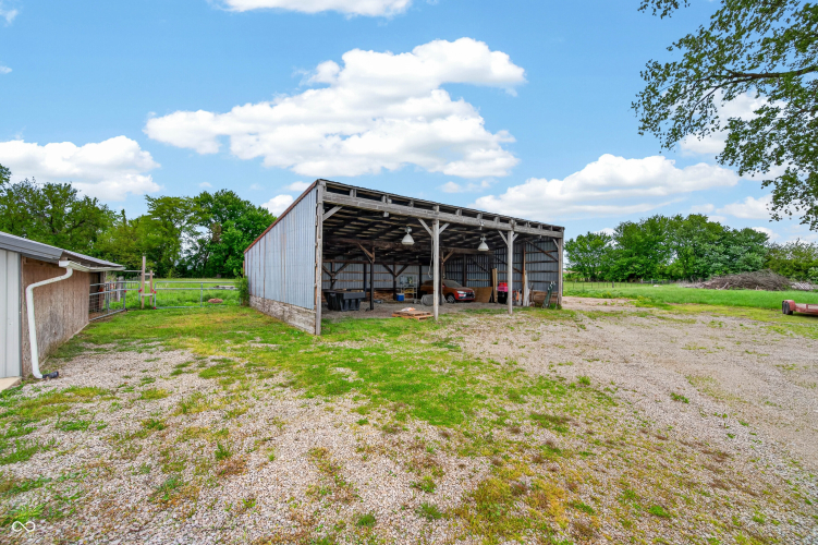Listing Image 82