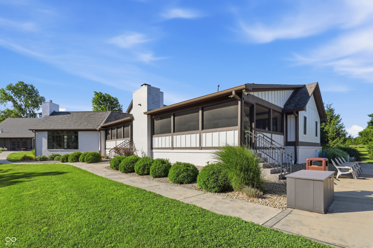 Listing Image 82