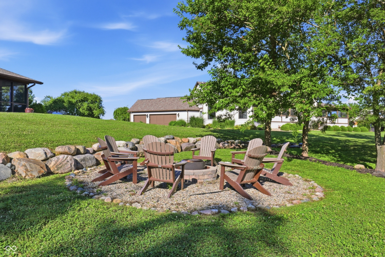 Listing Image 84