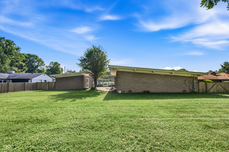 Listing Image 28