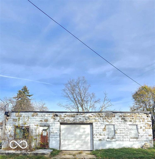 Listing Image 24