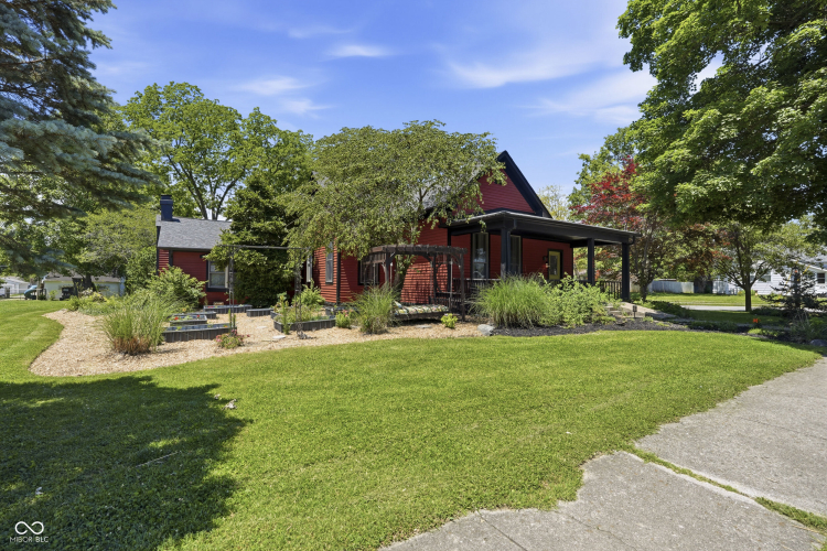 Listing Image 19