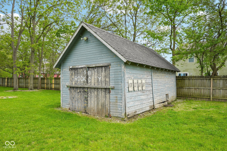 Listing Image 105