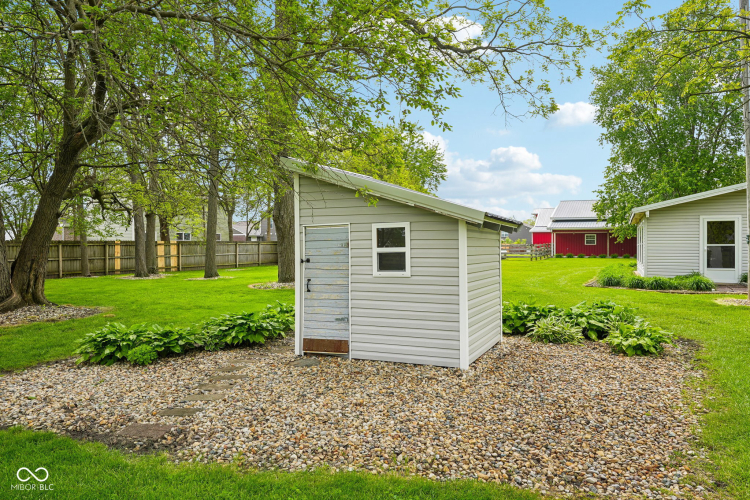 Listing Image 108