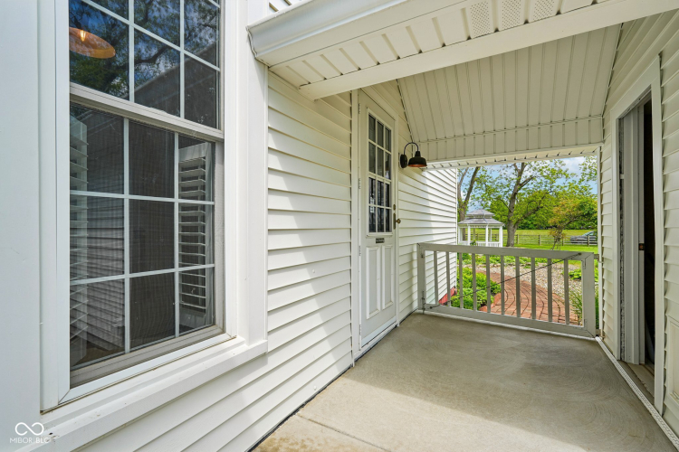 Listing Image 79