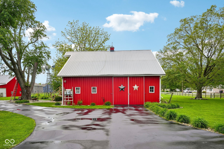 Listing Image 93