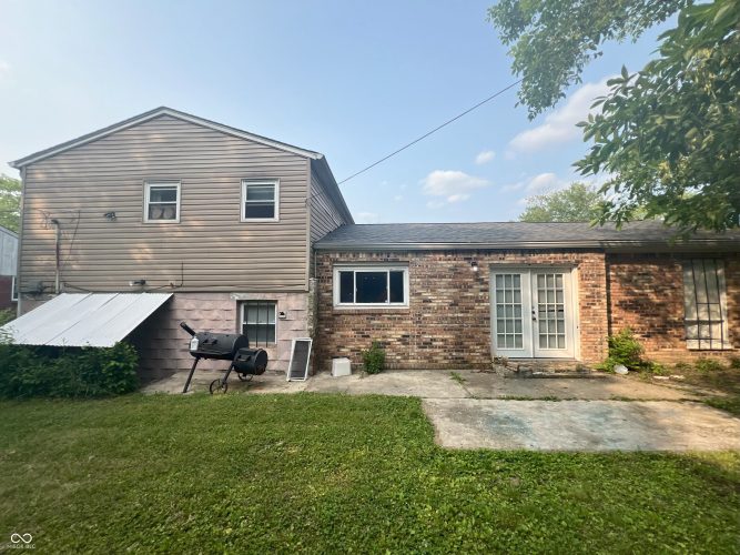 Listing Image 10