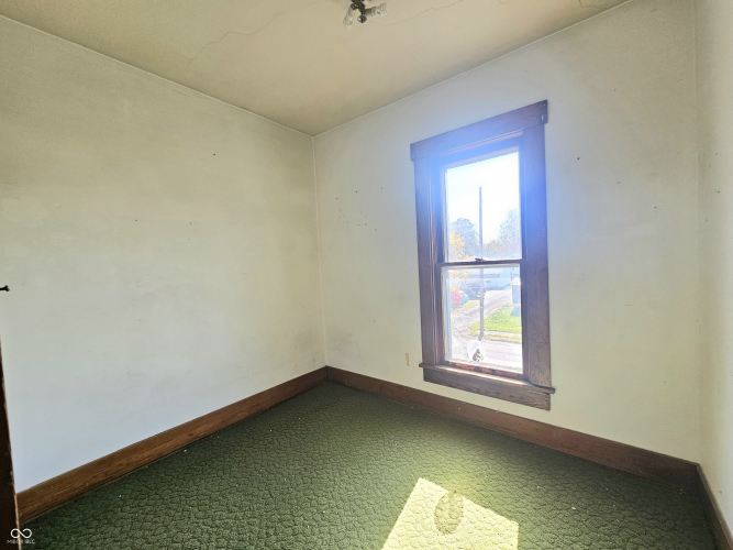 Listing Image 30