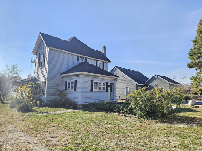 Listing Image 5