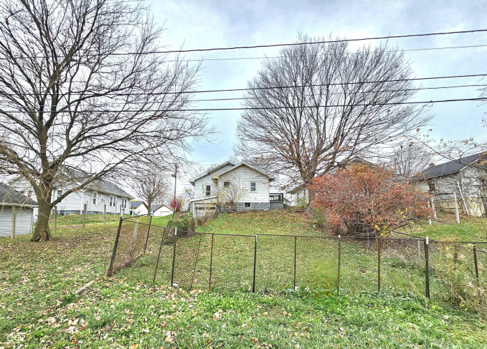 Listing Image 16