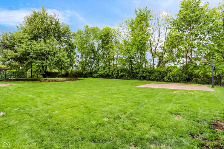 Listing Image 45