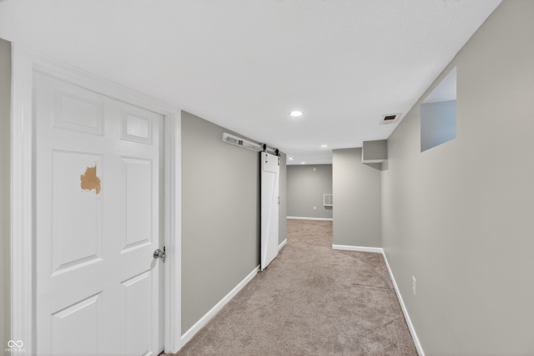 Listing Image 37