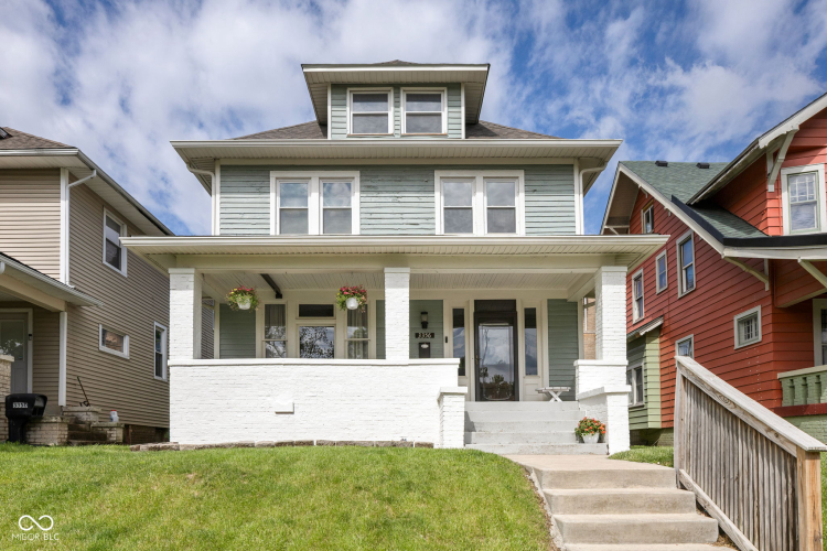Listing Image 4