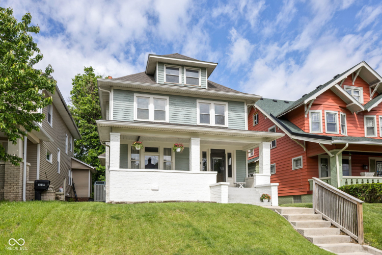 Listing Image 5