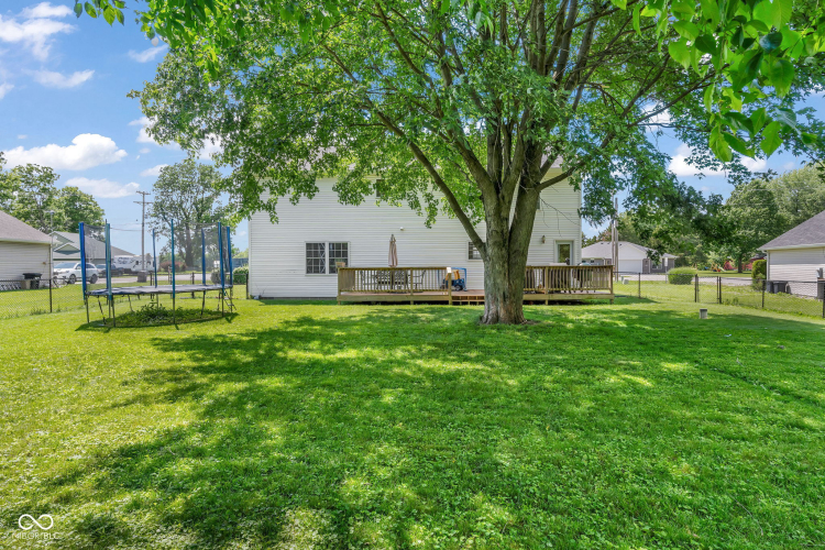 Listing Image 44