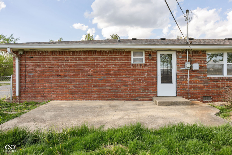 Listing Image 36
