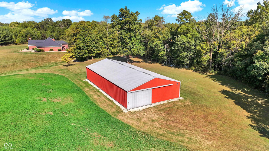 Listing Image 4