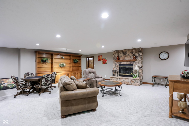 Listing Image 51