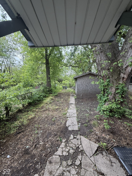Listing Image 12