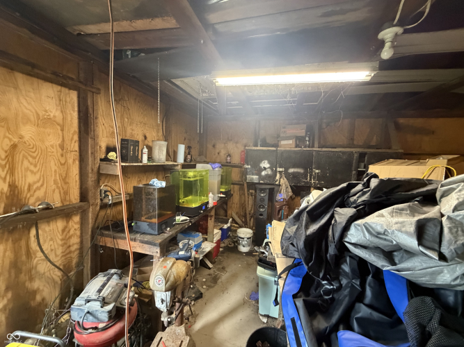 Listing Image 33