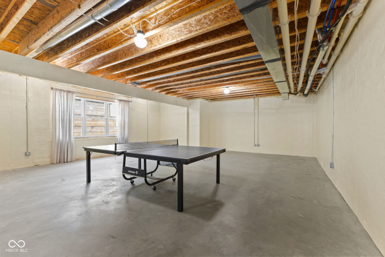 Listing Image 52