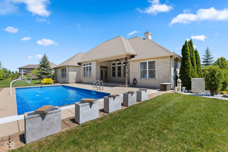 Listing Image 59