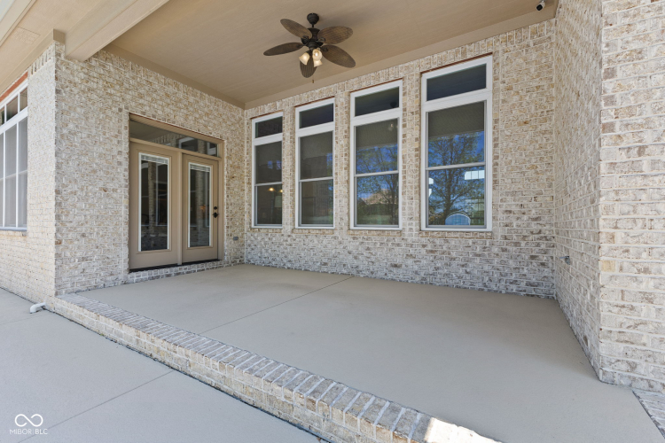 Listing Image 64