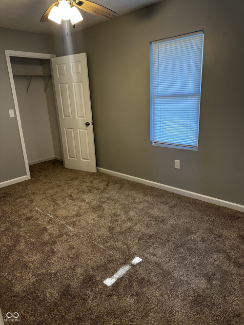 Listing Image 24