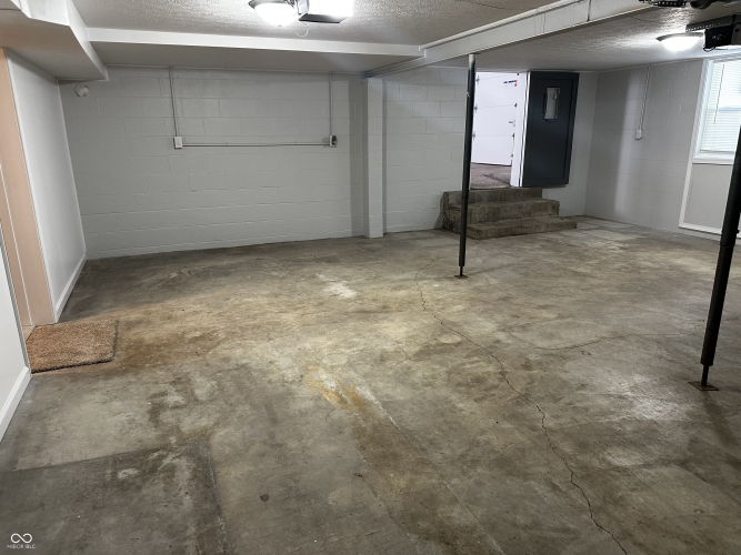 Listing Image 39