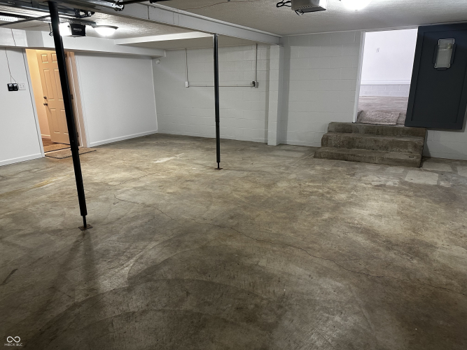 Listing Image 40