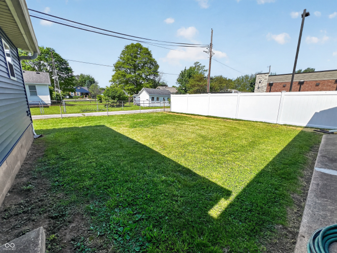 Listing Image 37
