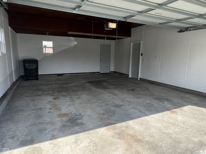Listing Image 38